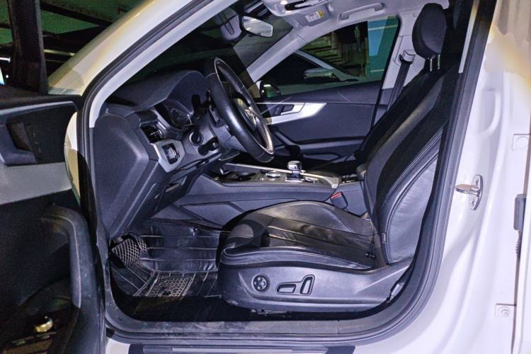 Used Audi A4L 2017 40 TFSI Fashion Model
