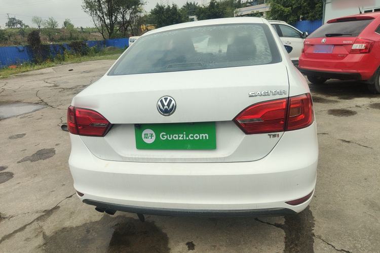 Used Volkswagen Sagitar 2014 1.4TSI Automatic Luxury Model
