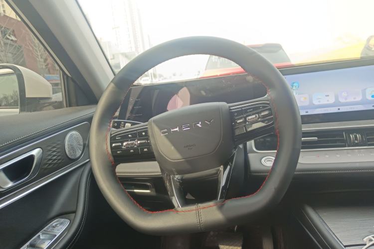 Used Chery Tiggo 8 PRO 2024 Champion Edition 290T Two-Wheel Drive Shining Version 5 Seats