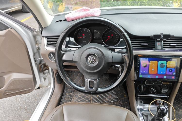 Used Volkswagen Bora 2013 1.6L Manual Comfort Model
