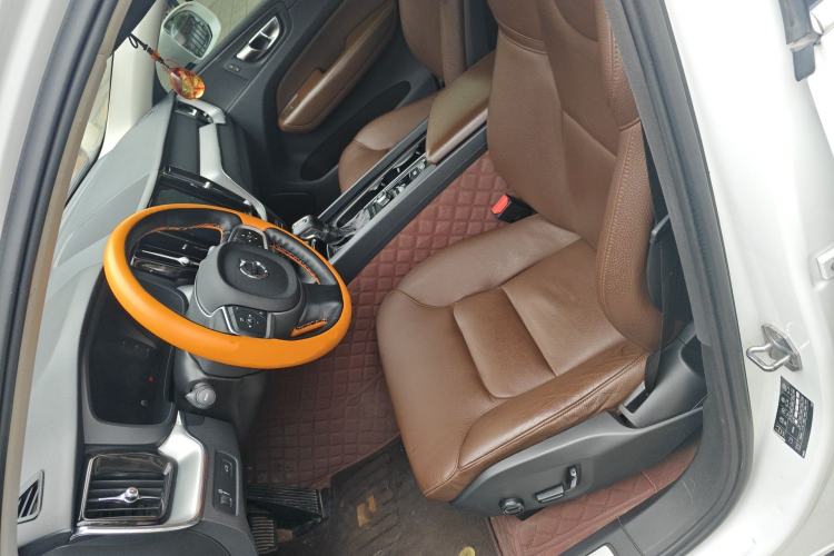 Used Volvo XC60 2019 T5 4x4 Smart Edition China V Standard Left Front Seat