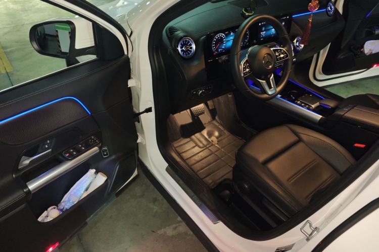 Used Mercedes-Benz GLA 2022 GLA 220 Driver Seat