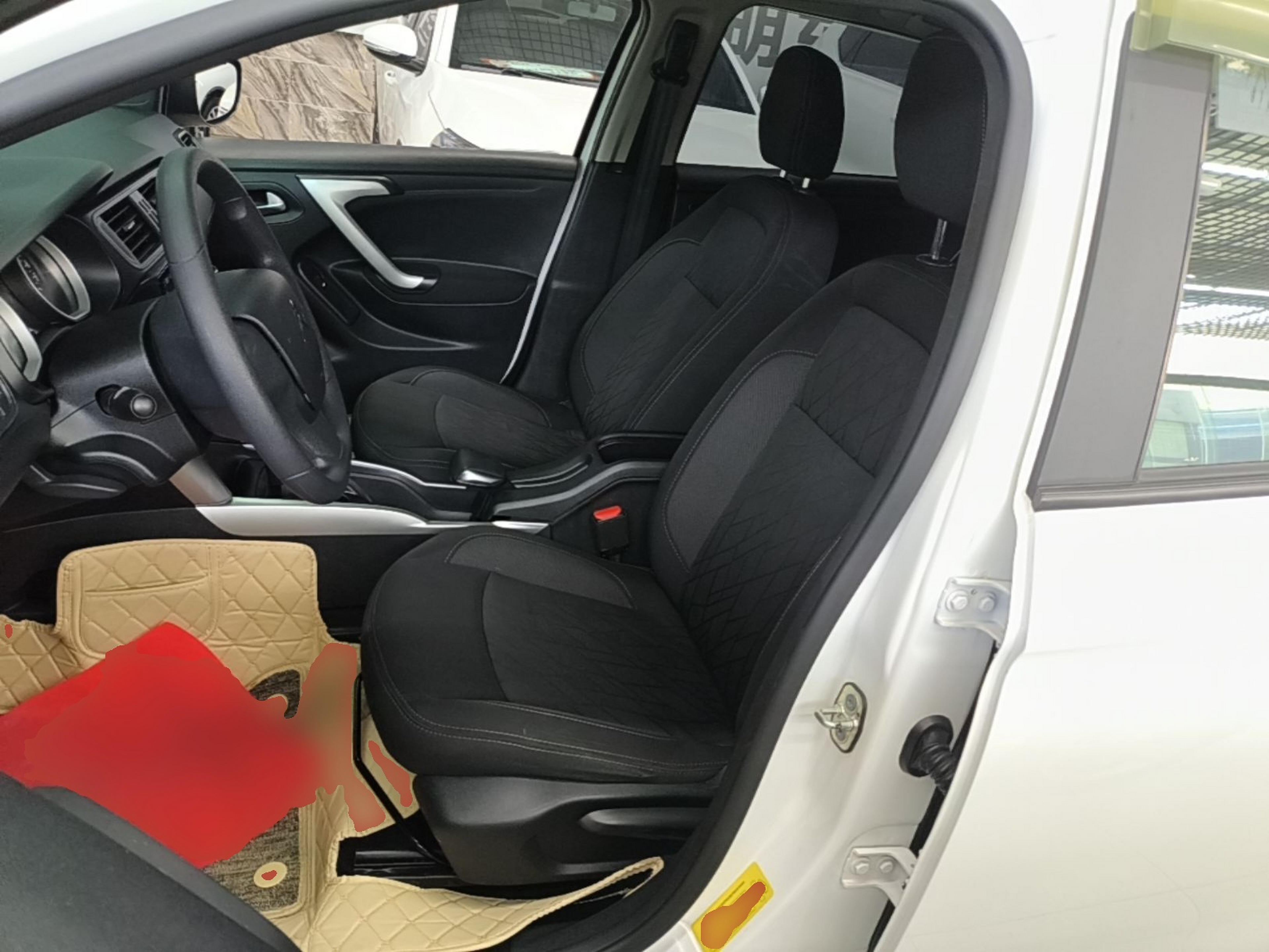Avant de la voiture