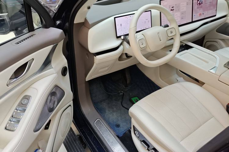 Used Wey Lanshan 2025 Four-Wheel Drive Max