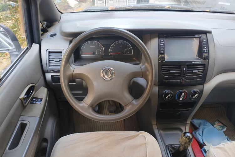 Used Dongfeng Shuaike 2011 1.6L Manual Commercial 5-Seater