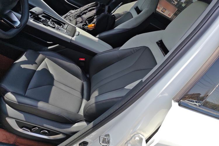 Used Changan CS75 PLUS 2026 Model, Smart Champion Edition 1.5T New Blue Whale Smart Navigation Version