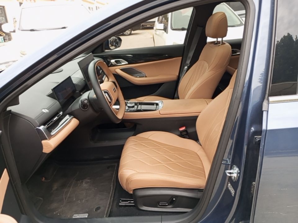 Geely Galaxy A7 2025 Model EM-i 150km Starship Edition — снимка 17