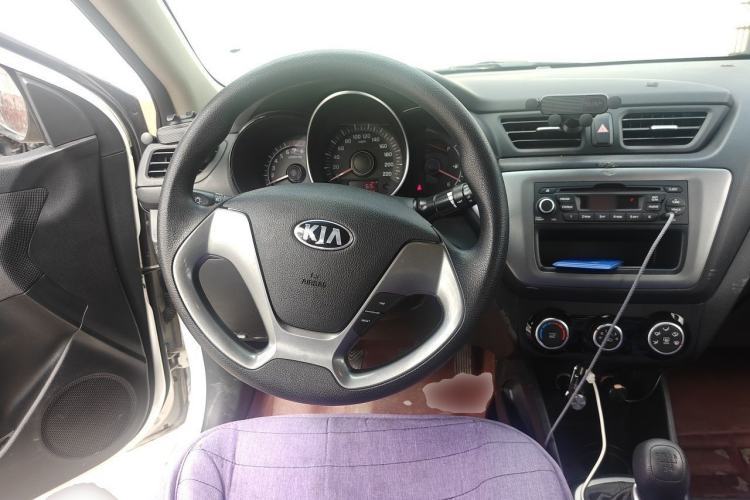 Used Kia K2 2015 Sedan 1.4L MT GLS