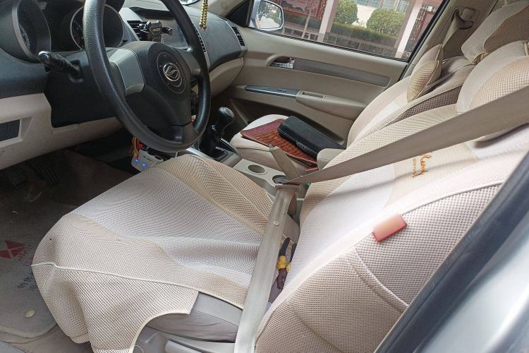 Used Land X8 2012 Explore Edition 2.0L Urban Pioneer Version