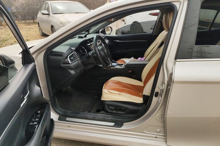 Used Toyota Camry 2019 Revised Version 2.0G Luxury Edition