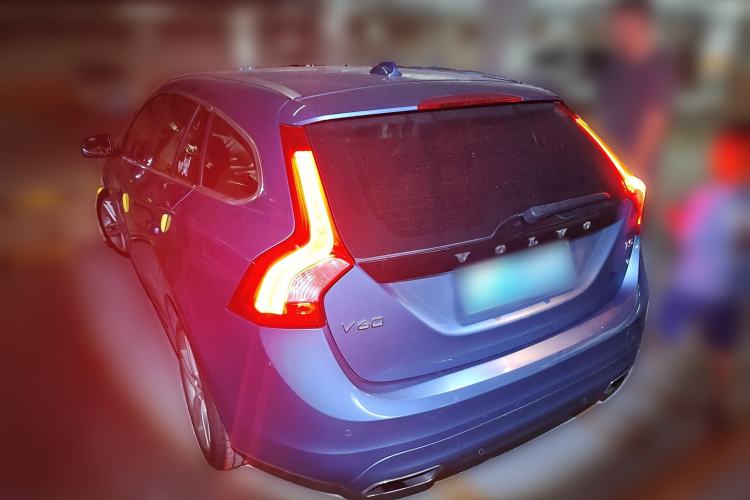 Used Volvo V60 2014 T5 Zhiya Edition