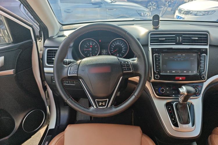 Used Haval H6 2015 Sport Edition 1.5T Automatic Two-Wheel Drive Luxury Model Steering Wheel