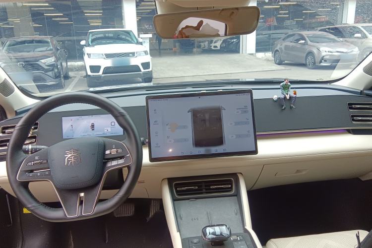 Used BYD Qin L 2024 DM-i 120KM Excellence Model