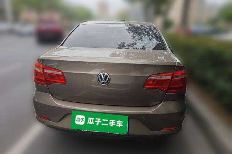 Used Volkswagen Bora 2015 Value Edition 1.6L Automatic Comfort Version