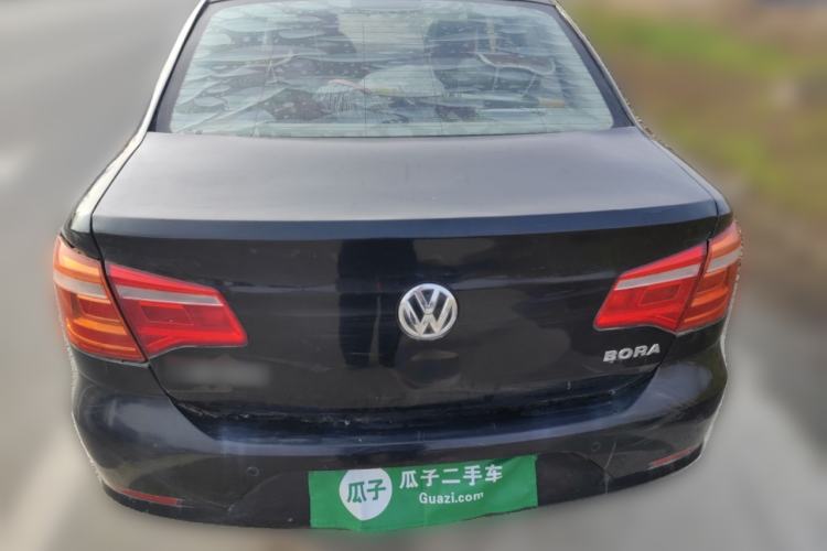 Used Volkswagen Bora 2013 1.6L Manual Fashion Edition
