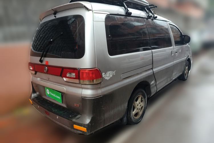 Used FORTHING Lingzhi 2013 M5 Q3 2.0L 7-seat Long-wheelbase Luxury Model