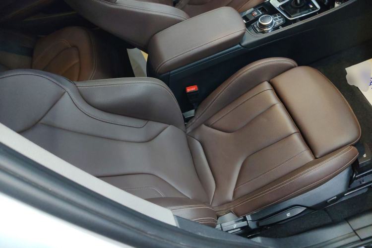 Used BMW 1 Series 2022 125i M Sport Night Edition Right Front Seat