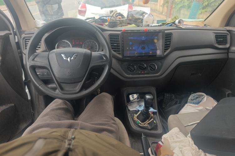 Used Wuling Hongguang V 2019 1.5L Jingqu Version China VI LAR