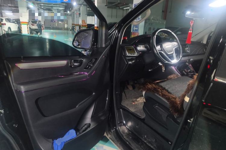 Used SAIC MAXUS G10 2023 2.0L Manual Multi-Function Version Gasoline 7 Seats Driver Seat