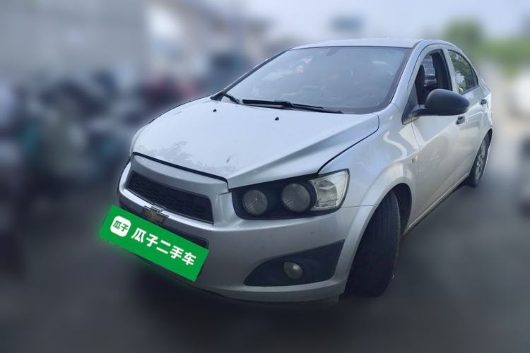 Used Chevrolet Aveo Sonic 2011 Sedan 1.4L MT SL