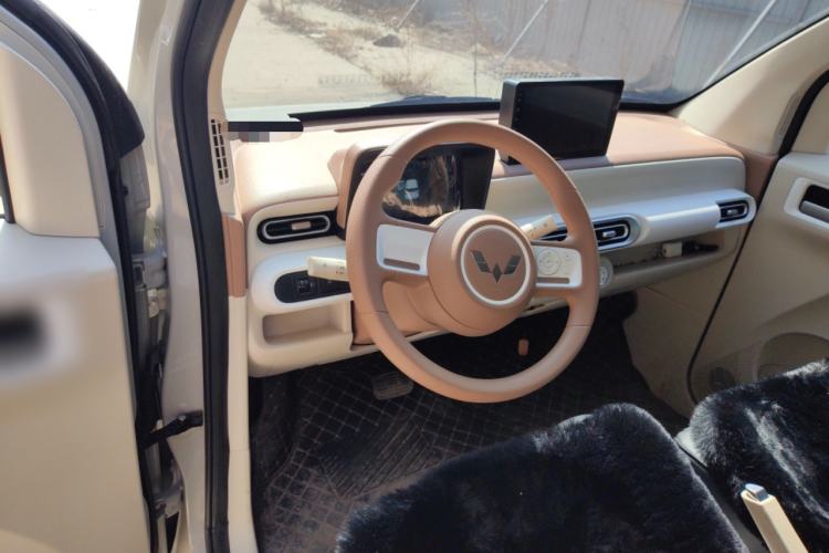 Used Wuling Hongguang MINIEV 2024 3rd Generation 215km Youth Edition
