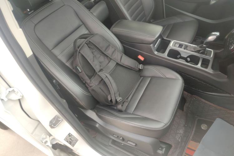 Used Ford Kuga 2019 EcoBoost 180 Two-Wheel-Drive Titanium Plus Model China VI Standard
