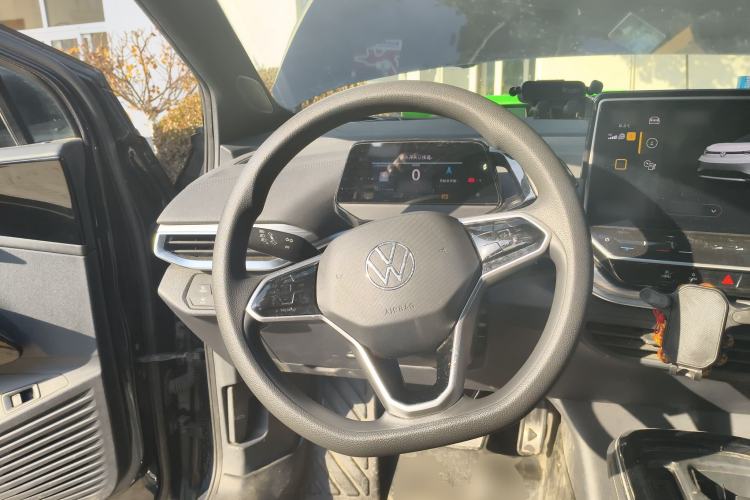 Used Volkswagen ID.4 CROZZ 2022 Long-Range PURE+ Edition
