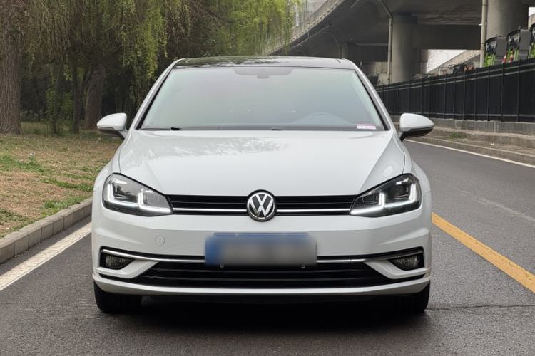 Used Volkswagen Golf 2020 Zhiai Edition 280TSI DSG Luxury Model Exterior 2