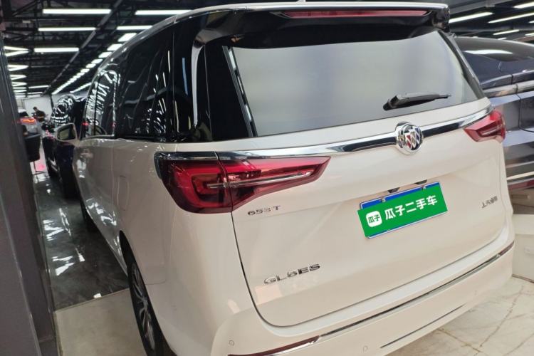 Used Buick GL8 2022 ES Landtrek 653T Luxury Edition