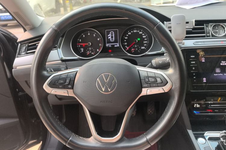 Used Volkswagen Magotan 2020 330TSI DSG Leading Model Steering Wheel