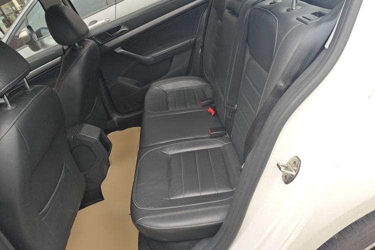 Used Volkswagen Lavida 2017 1.6L Automatic Comfort Edition Left Rear Seat