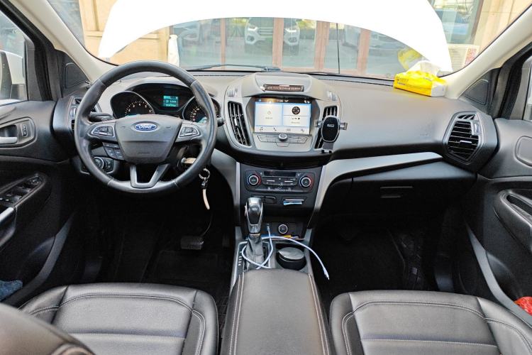 Used Ford Kuga 2019 EcoBoost 180 Two-Wheel-Drive Platinum Edition China V Standard