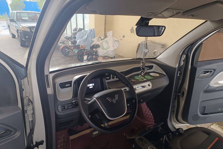 Used Wuling Hongguang MINIEV 2022 Macaron Premium Model – Lithium Iron Phosphate