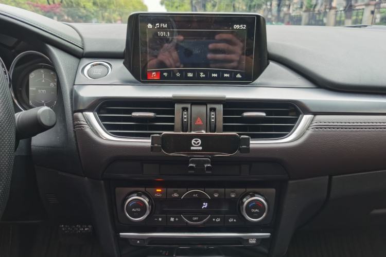Used Mazda Atenza 2018 2.0L Blue Sky Luxury Edition China VI Standard Audio And AC Panel