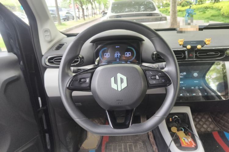 Used Leapmotor T03 2022 Crystal Edition Steering Wheel