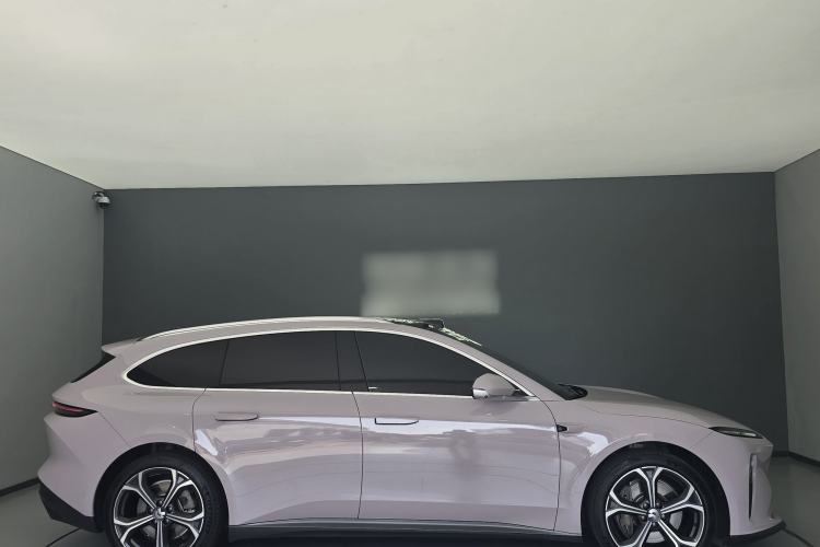 Used Nio ET5T 2023 75 kWh Touring