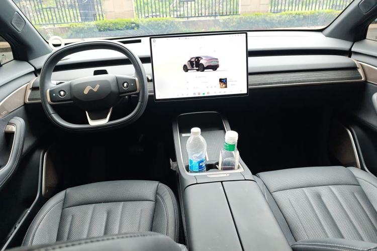 Used ONVO L60 2024 60 kWh Rear-Drive Version