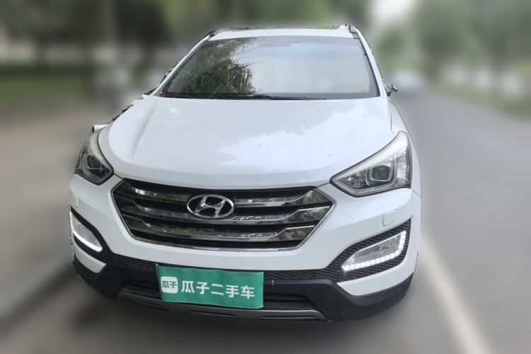 Used Hyundai Santa Fe 2013 Revised Version 2.4L Automatic All-Wheel Drive Smart Type
