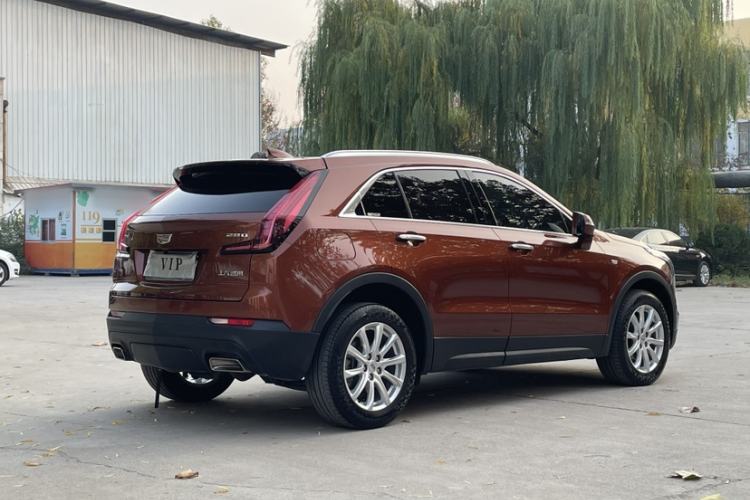 Used Cadillac XT4 2018 28T Two-Wheel Drive Tech Version