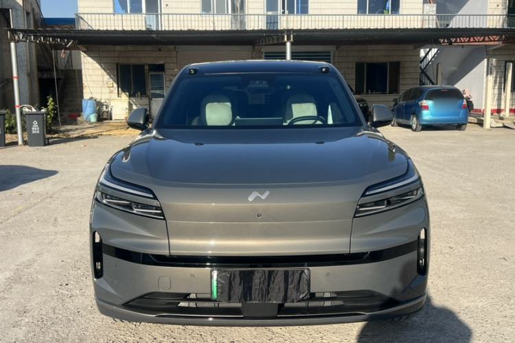 Used ONVO Luxeed L90 2025 Model—Ultra Six-Seater Version