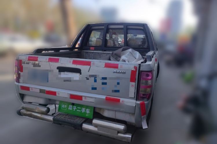 Used JMC Baodian 2013 2.8T Two-Wheel-Drive Diesel Luxury Fashion Edition