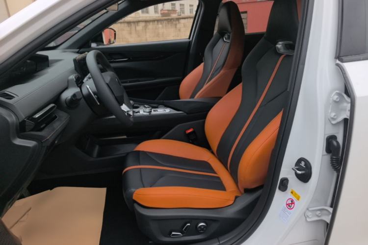 Used CHANGAN UNI-V 2024 1.5T Prestige Sport Edition
