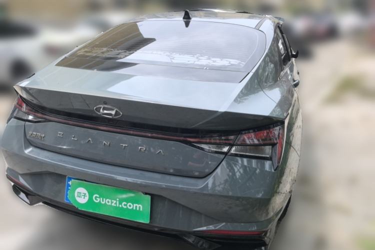 Used Hyundai Elantra 2021 1.5L CVT LUX Prestige Edition Rear Right 45 Deg