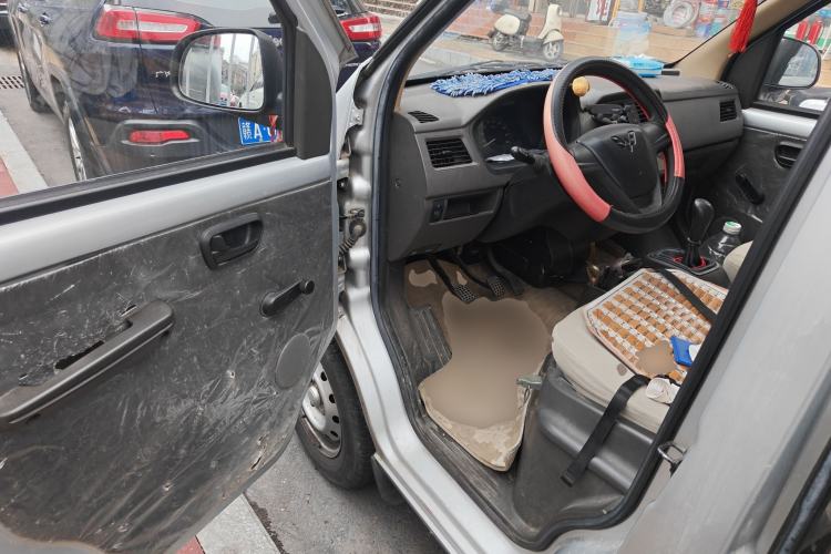 Used Wuling Rongguang 2019 1.2L S Base Model
