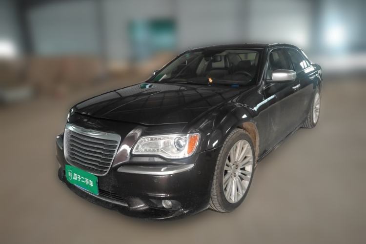 Used Chrysler 300C 2012 3.6L Luxury Edition