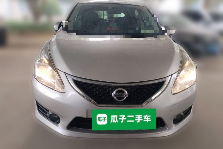 Used Nissan Tiida 2014 1.6L CVT Cool Cafe Edition
