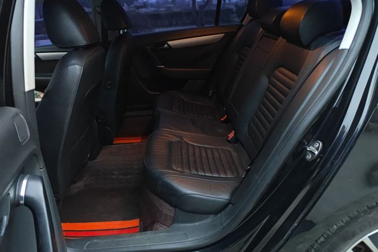 Used Volkswagen Magotan 2013 1.8TSI Premier Model
