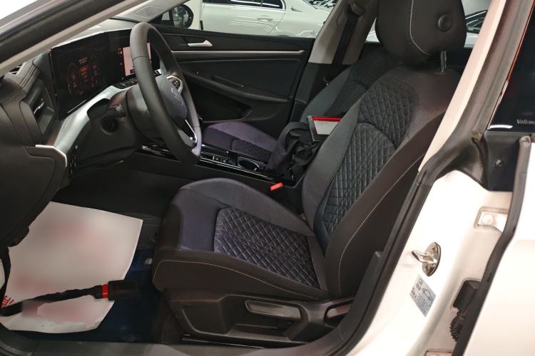 Used Volkswagen Lamando 2024 Lavida L 280TSI DSG Trendy Spicy Edition Left Front Seat