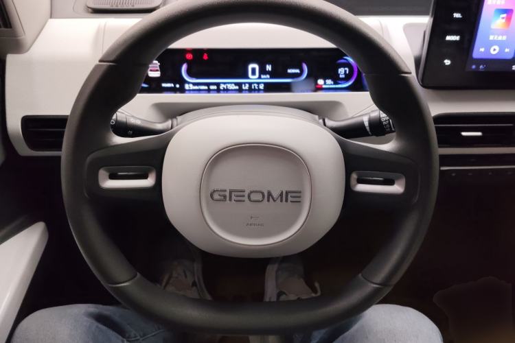 Used Geely Galaxy Panda 2024 200km Panda Kart Steering Wheel