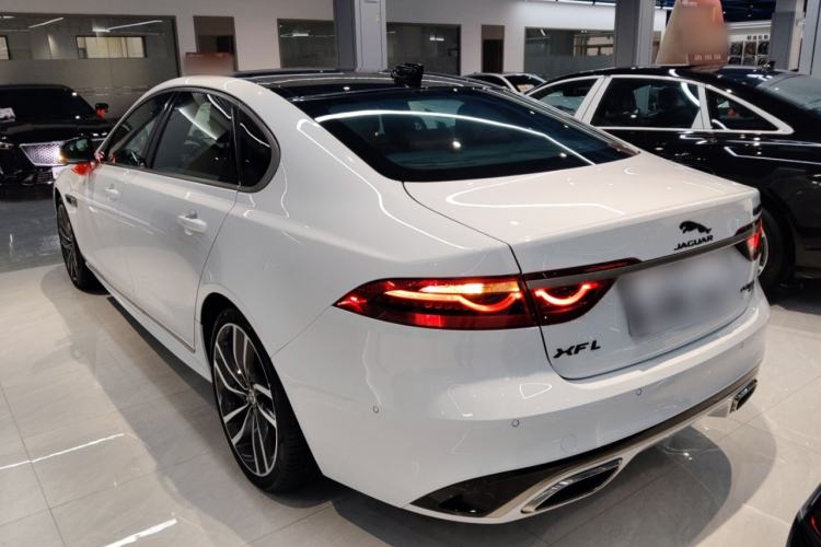 Used Jaguar XFL 2024 2.0T P300 Four-Wheel Drive Flagship Sport Gold Edition